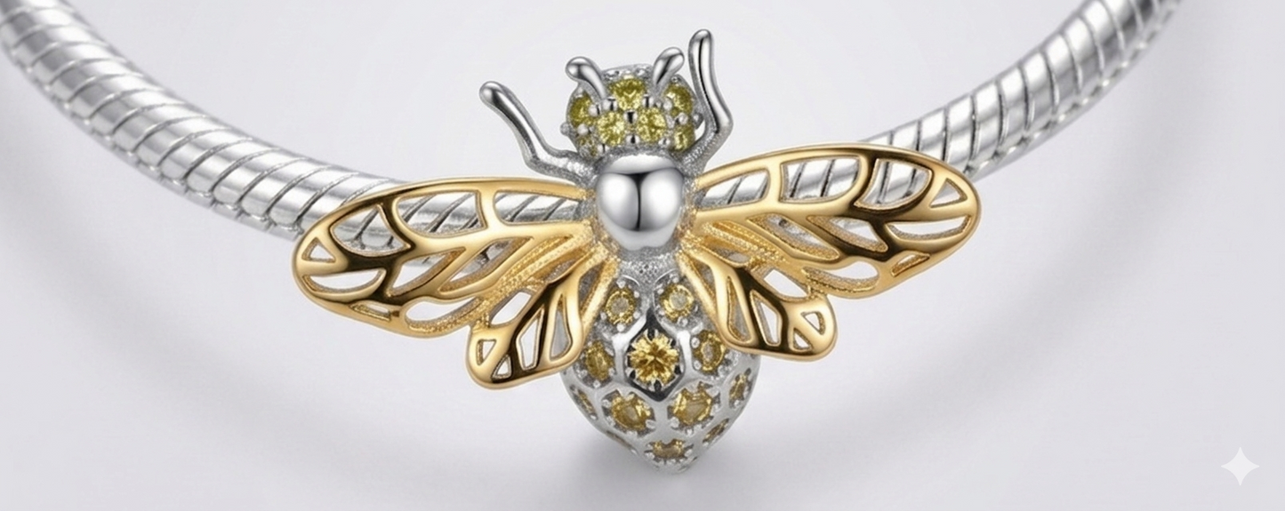 Maria Fonte Bead Charm Ciondolo a Forma di Ape Regina in Argento 925 Compatibile con Collane e Bracciali Pandora