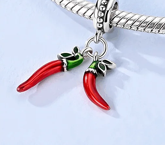 MariaFonte Charm Ciondolo Pendente Portafortuna Corno Cornetto Doppio Peperoncino Rosso  Argento 925 Compatibile con Collane e Bracciali Pandora