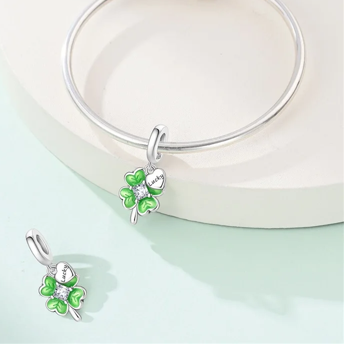 MariaFonte Bead Charm Quadrifoglio Verde Portafortuna Cuore 'lucky' in Argento Compatibile