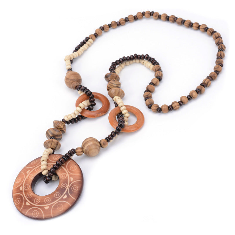 Collana Etnica in Legno