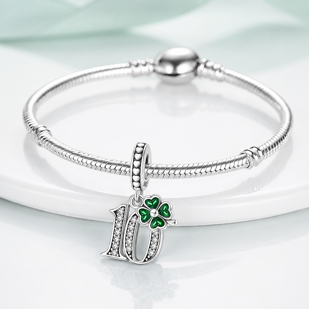 MariaFonte Charm 10 Anni Quadrifoglio Verde Ciondolo Argento Compatibile con Collane e Bracciali