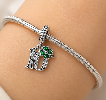 MariaFonte Charm 10 Anni Quadrifoglio Verde Ciondolo Argento Compatibile con Collane e Bracciali