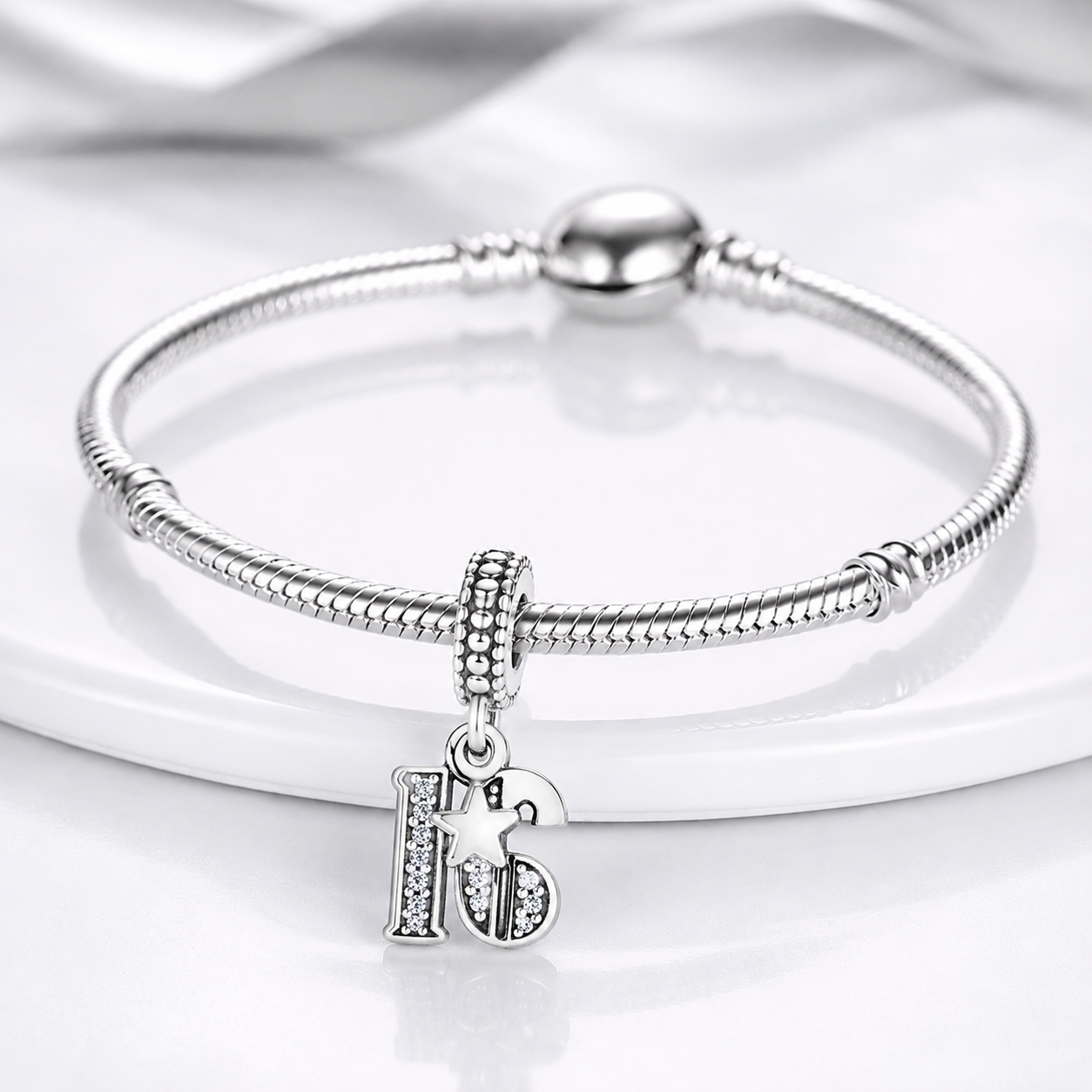 MariaFonte Bead Charm 16 Anni in Argento 925 Compatibile con Collane e Bracciali Pandora