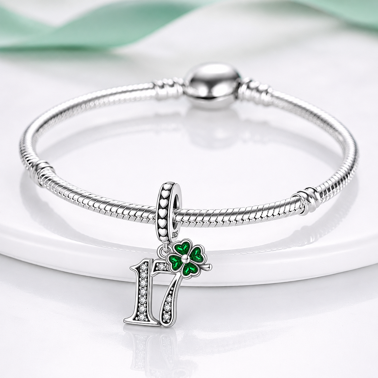 MariaFonte Charm 17 Anni Quadrifoglio Verde Ciondolo Argento Compatibile con Collane e Bracciali