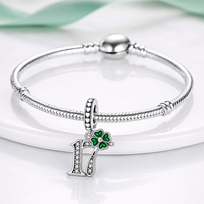 MariaFonte Charm 17 Anni Quadrifoglio Verde Ciondolo Argento Compatibile con Collane e Bracciali