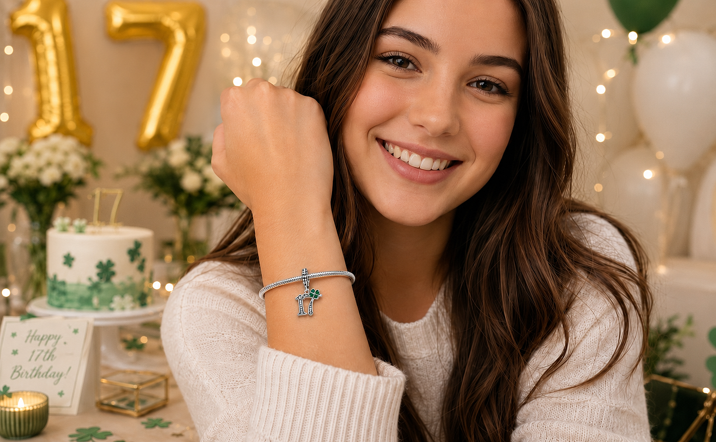 MariaFonte Charm 17 Anni Quadrifoglio Verde Ciondolo Argento Compatibile con Collane e Bracciali
