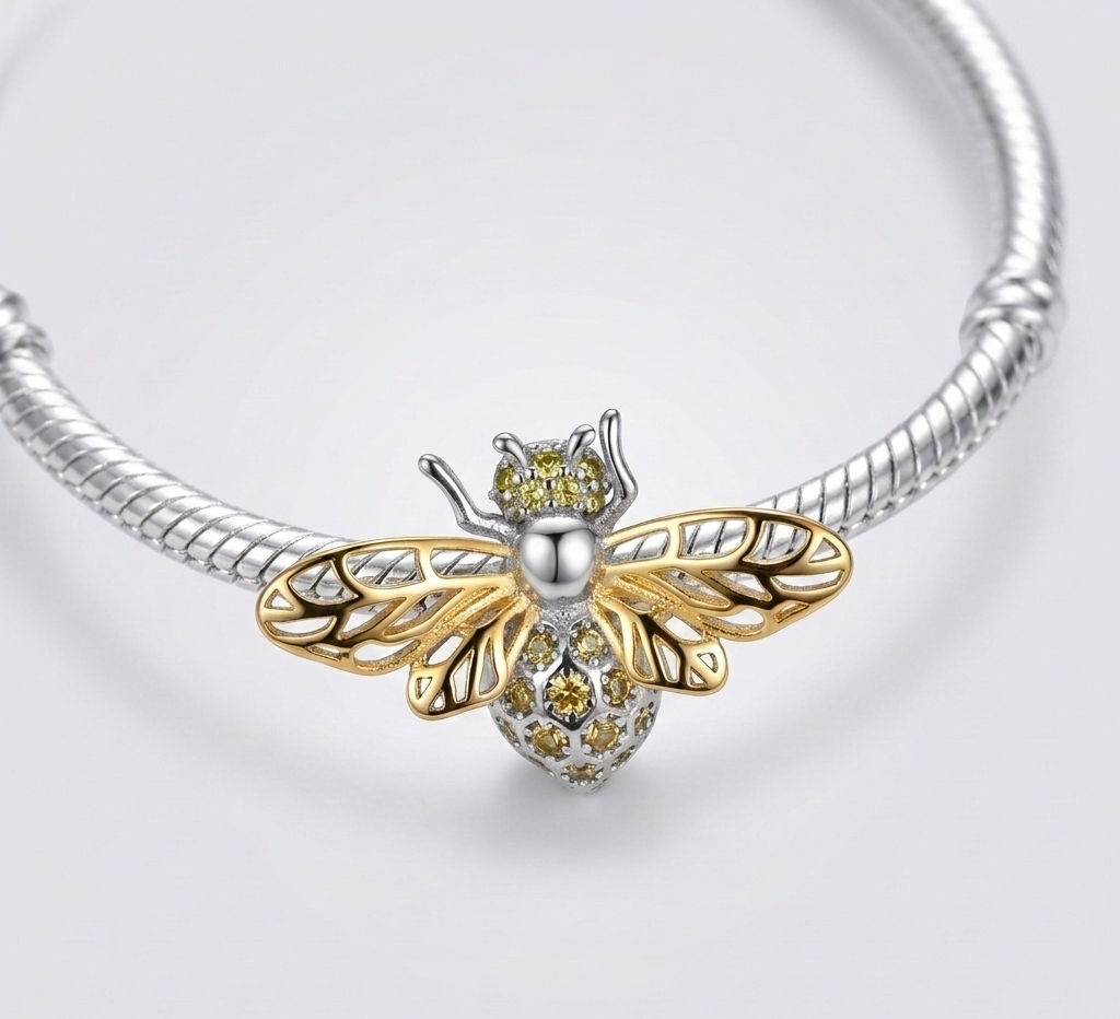 Maria Fonte Bead Charm Ciondolo a Forma di Ape Regina in Argento 925 Compatibile con Collane e Bracciali Pandora