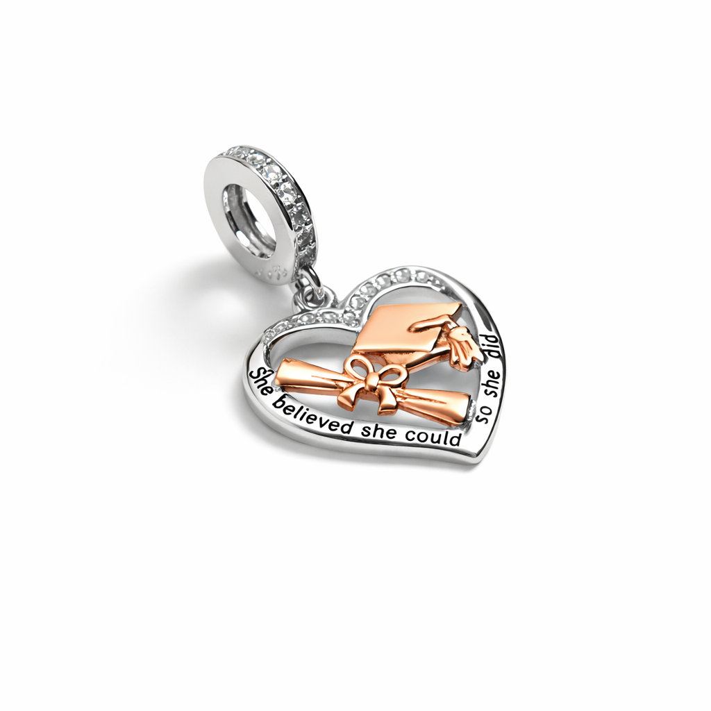 MariaFonte Charm Cuore Laurea Diploma Pergamena Cappello Portafortuna Argento 925 Zirconia Compatibile con Collane e Bracciali Pandora