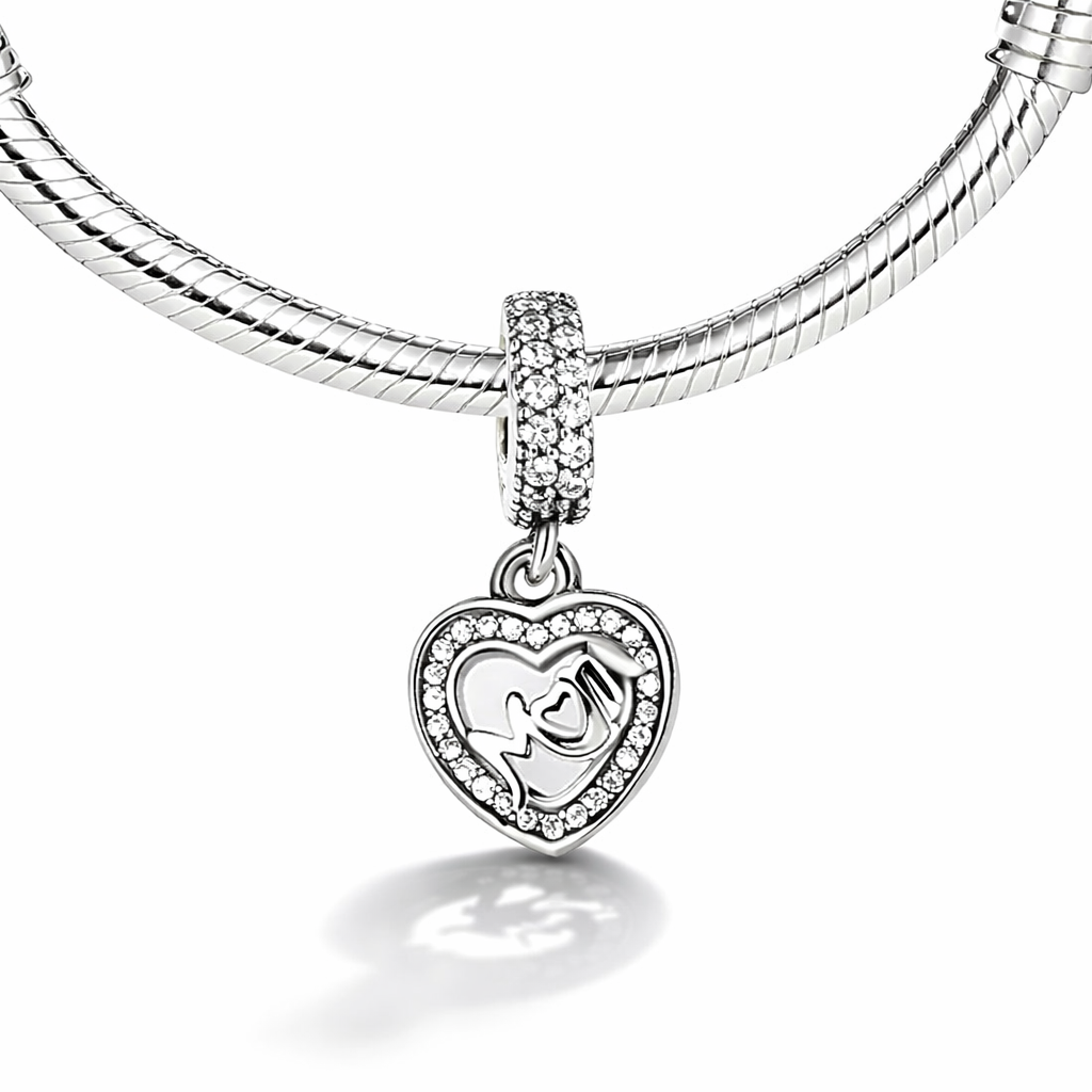 Maria Fonte Bead Charm Ciondolo a Forma di Cuore con iscrizione 'Mom' in Argento 925 Compatibile con Collane e Bracciali Pandora