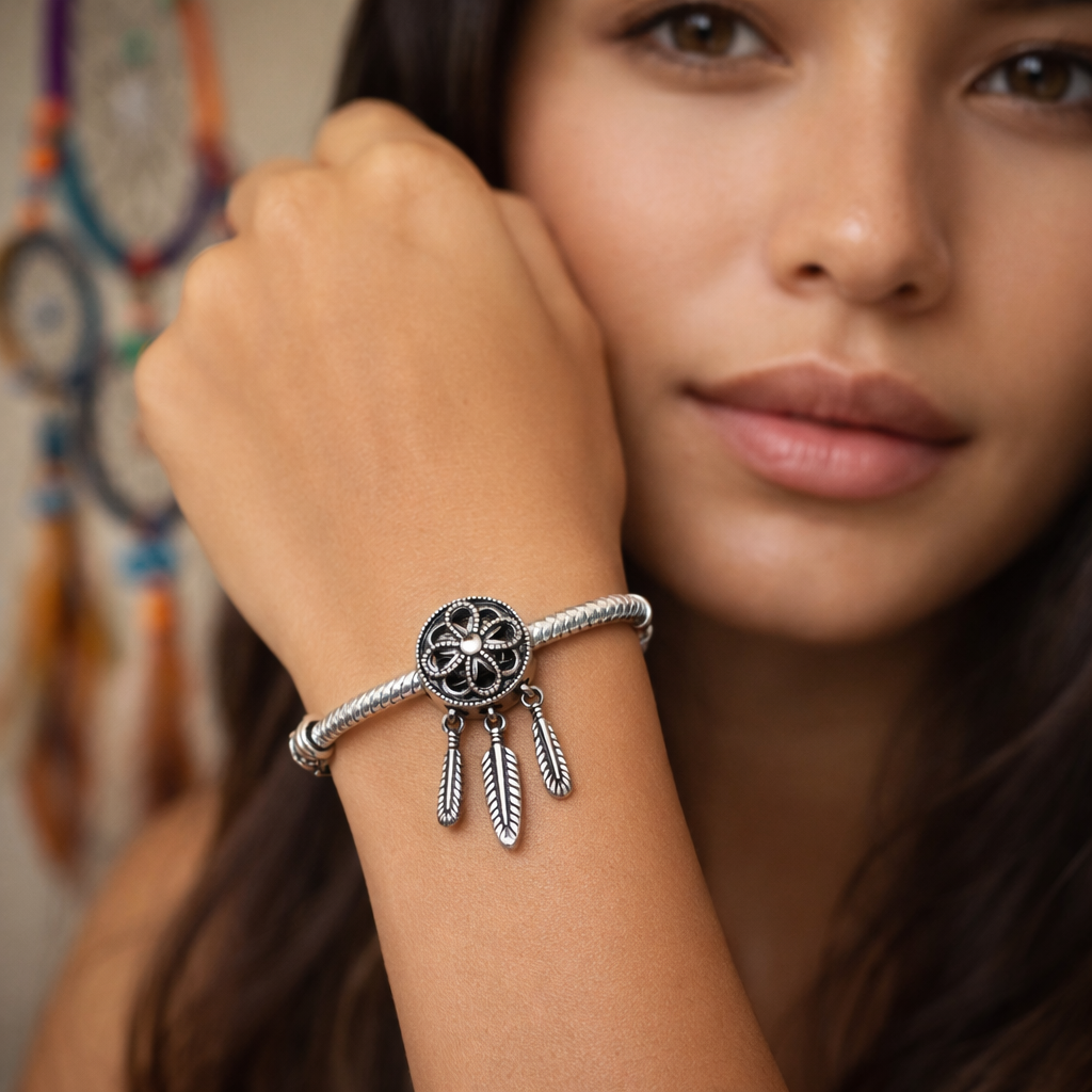 Dreamcatcher pendant in 925 silver