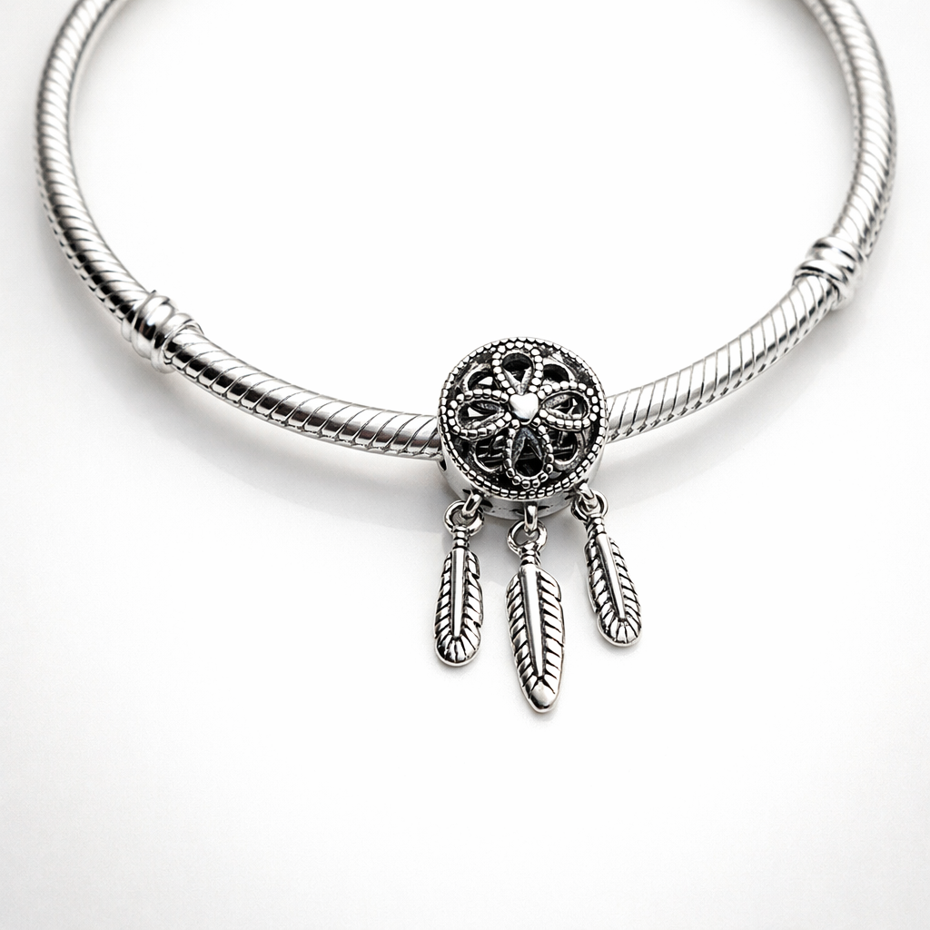 Dreamcatcher pendant in 925 silver