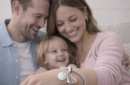 MariaFonte Bead Charm Ciondolo  Pendente Famiglia "Family is a Cicle of Love" Argento 925 Zirconia Compatibile con Collane e Bracciali Pandora
