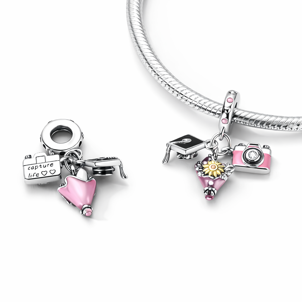 MariaFonte Charm Cappello Laurea Bouquet con Girasole e Macchina Fotografica "Capture Life" Argento Compatibile con Collane e Bracciali Pandora