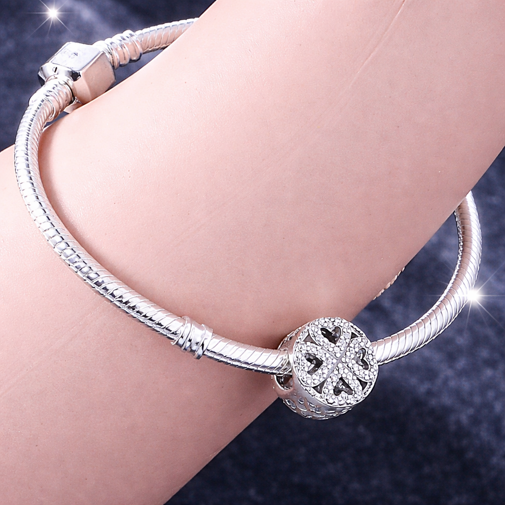Maria Fonte Bead Charm Quadrifoglio Cuori Portafortuna Argento 925 Zirconia Compatibile con Collane e Bracciali Pandora