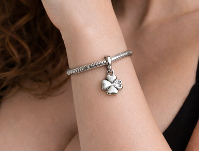 MariaFonte Bead Charm Quadrifoglio in Argento 925 Compatibile con Collane e Bracciali Pandora