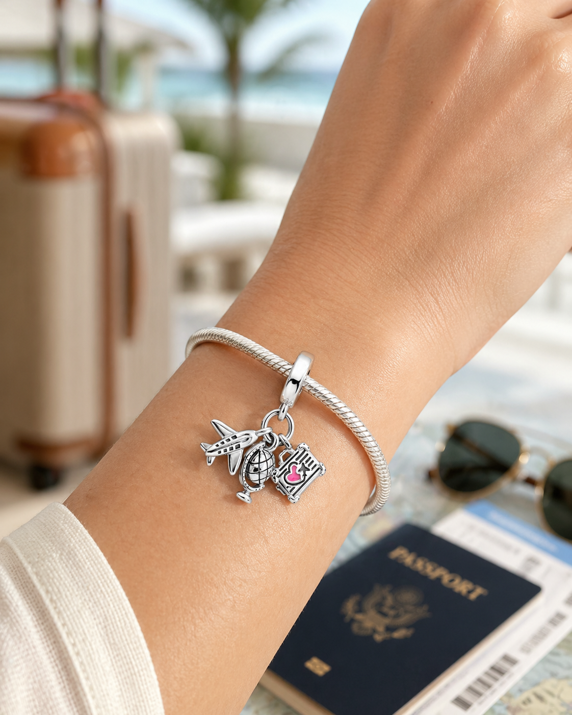 MariaFonte Charm Ciondolo Aereo Mappamondo Valigia Viaggio Argento 925 con Zirconia Compatibile con Collane e Bracciali