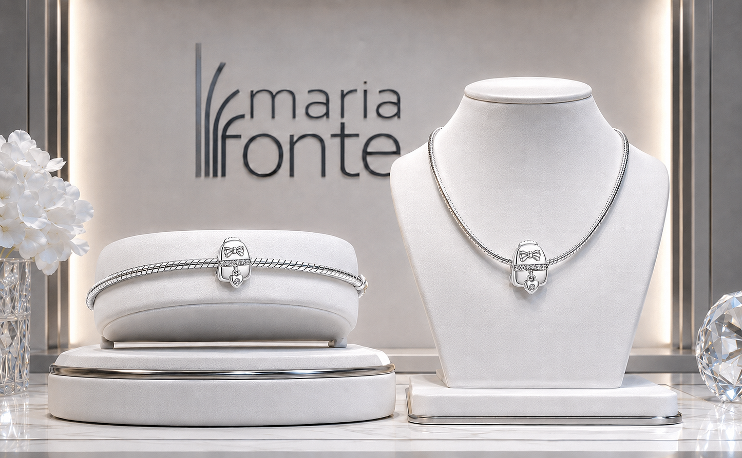 MariaFonte Charm Zaino con Fiocco e Cuore Pendente in Argento 925 con Zirconi Compatibile con Collane e Bracciali