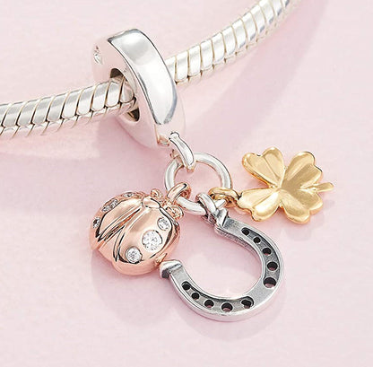 MariaFonte Charm Ciondolo Portafortuna Coccinella Quadrifoglio Ferro di Cavallo Argento 925 Zirconia Compatibile con Collane e Bracciali Pandora