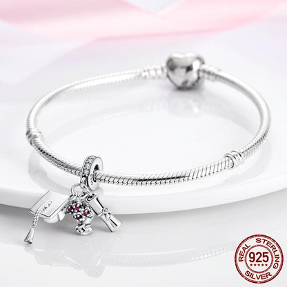 MariaFonte Charm Laurea Diploma Fiori Pergamena Portafortuna Argento 925 Zirconia Compatibile con Collane e Bracciali Pandora