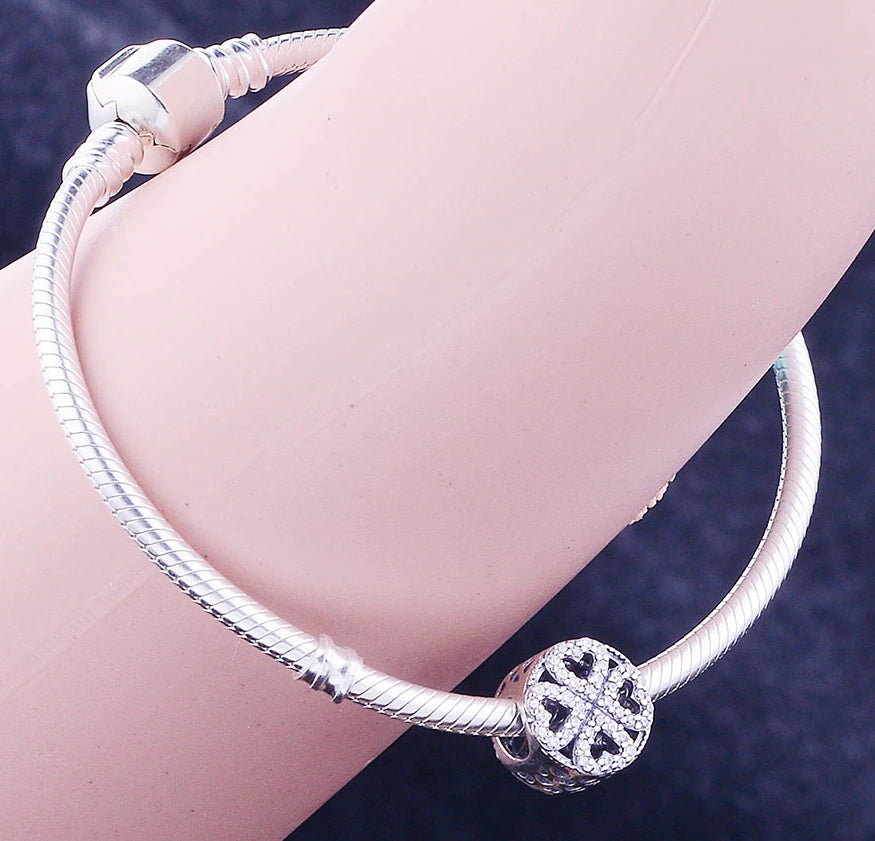 Purelei Lucky Pearl - Collana con ciondolo a forma di quadrifoglio Purelei Lucky Pearl - Collana con ciondolo a forma di quadrifoglio
